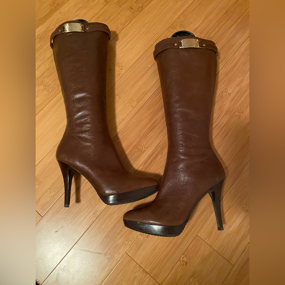 Size 6 Micheal Kors Brown Leather Knee high boots